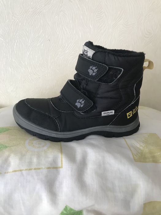 Продам дитячі ботінки Jack Wolfskin