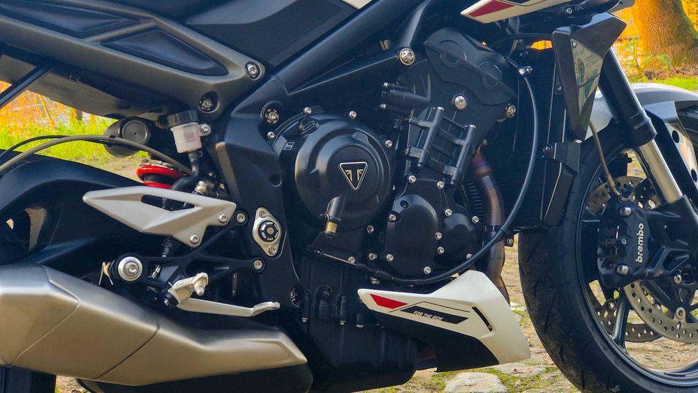 Triumph Street Triple R