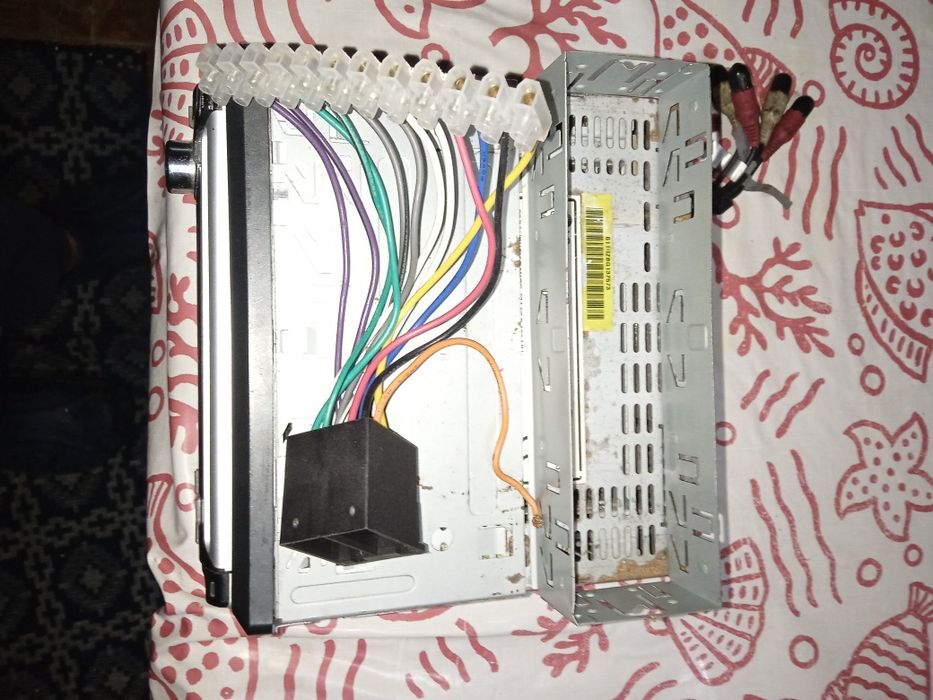 Vendo 2 aparelhos para carro