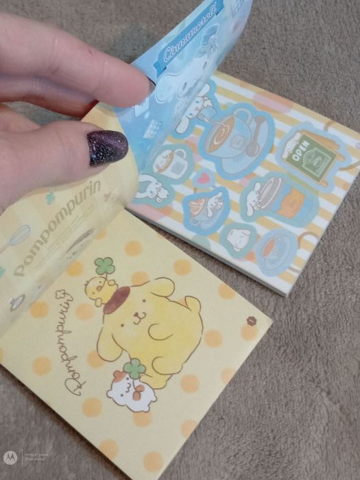 Książeczka naklejki sanrio