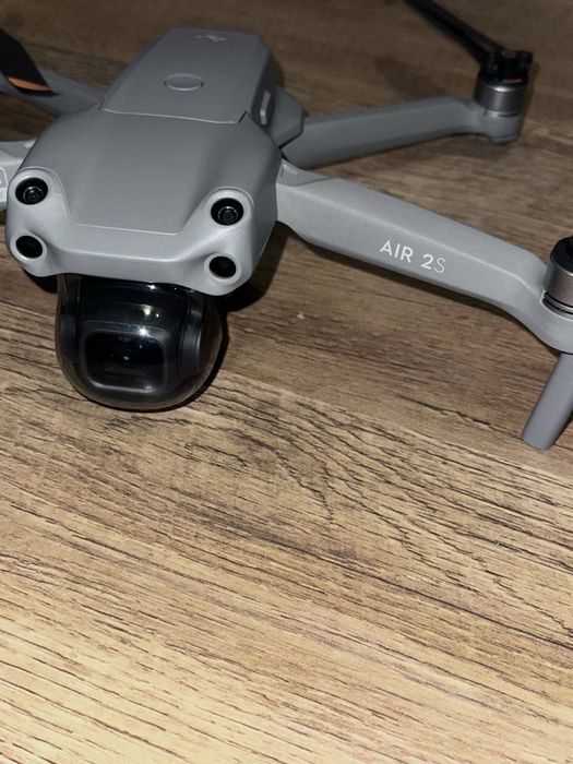 Dji mavic air 2s.