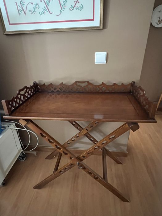 Mesa/Tabuleiro com recortes