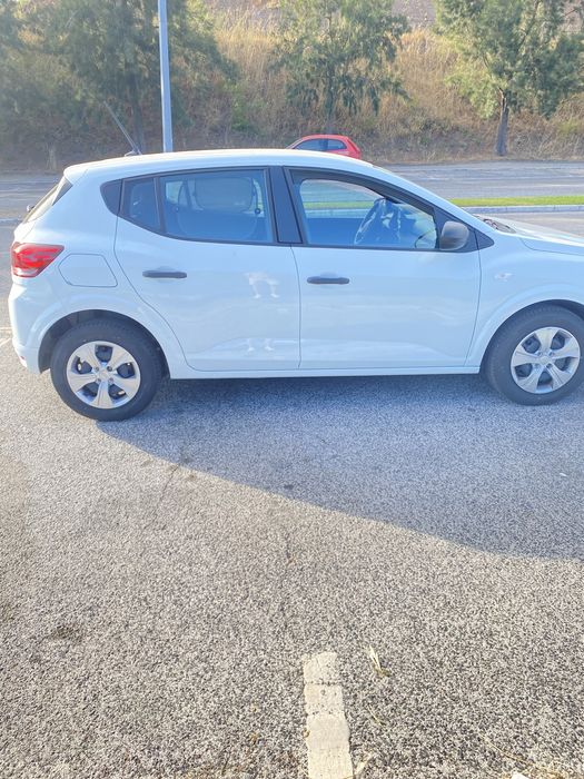 Dacia sandero como novo