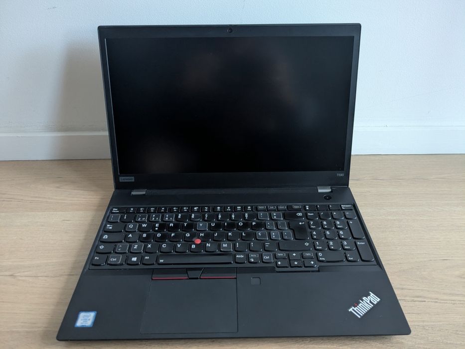 Lenovo T590 16''