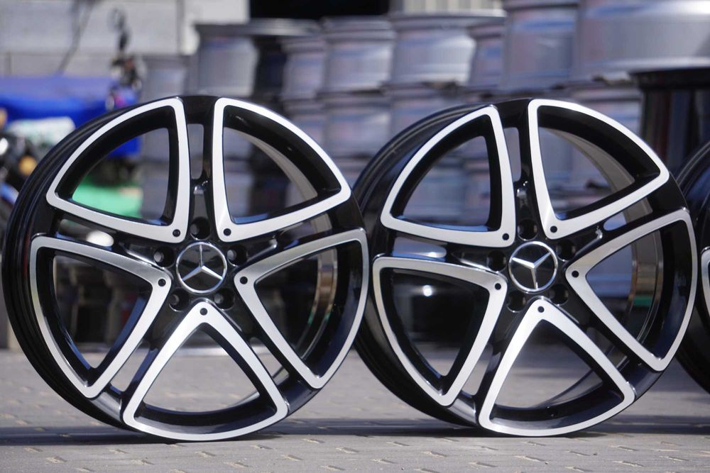 Alufelgi oryginał Mercedes 5x112 8Jx18 et41 cb66,6mm w czarnym lakierze, front cnc