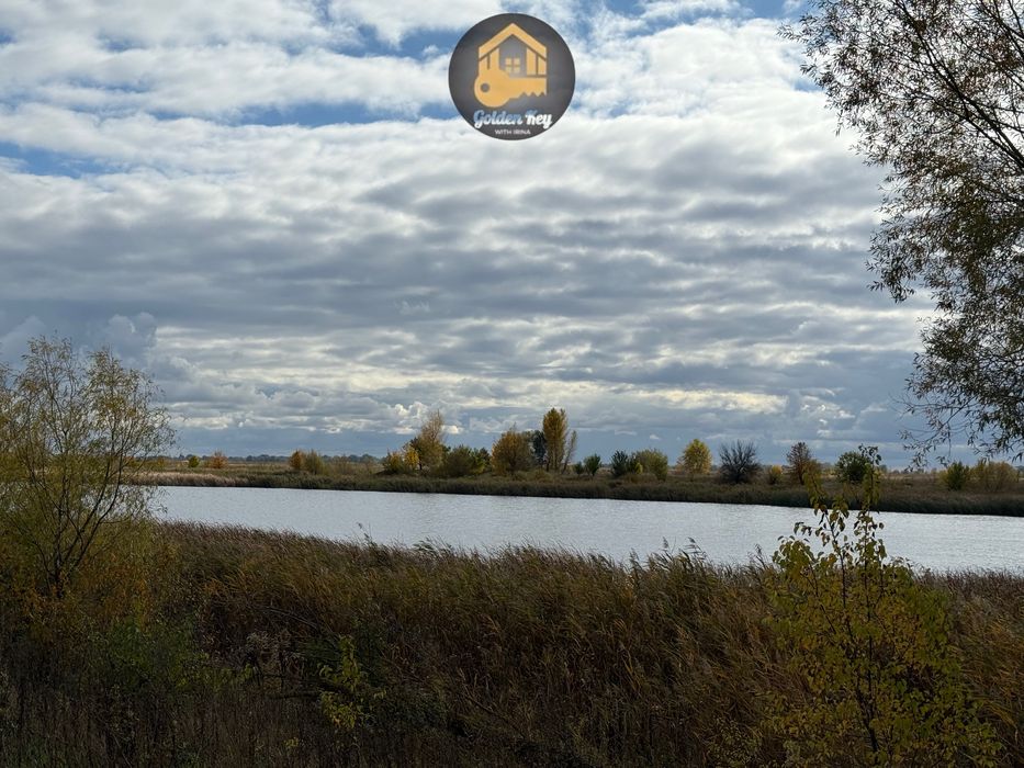 Продам земельну ділянку 28.2га біля Озера, Лісу Тиша Краса 35 км Київ