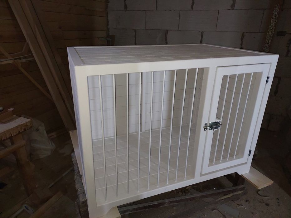 Вольєри та будки (квартирні та вуличні)