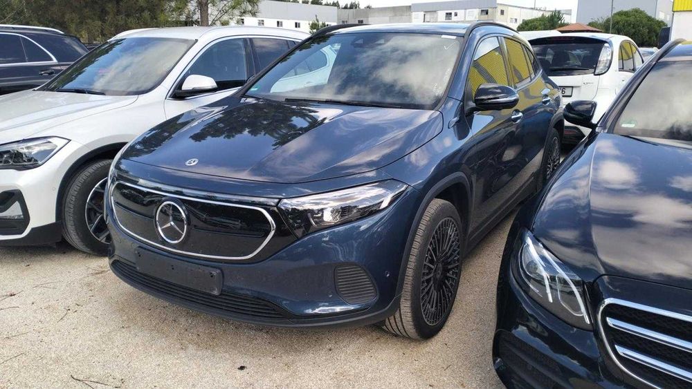 MERCEDES EQA elétrico — aluguer semanal — uber black