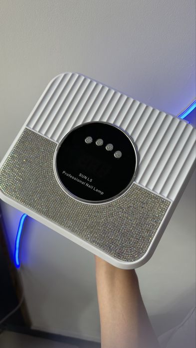 Лампа для манікюру