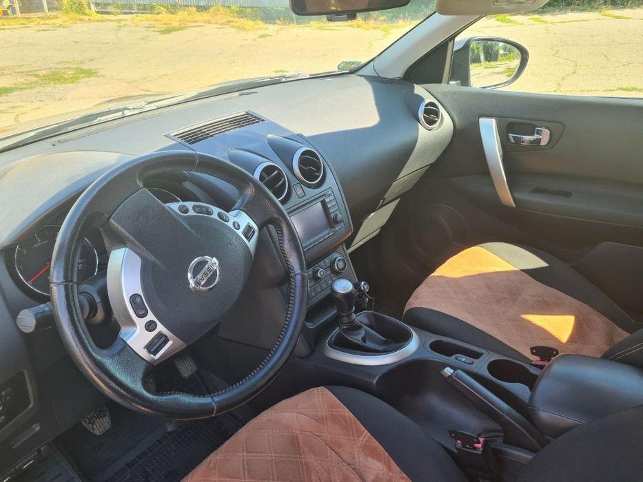 Продам Nissan Qashqai