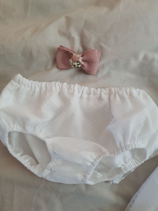 Vestido de batismo e acessórios