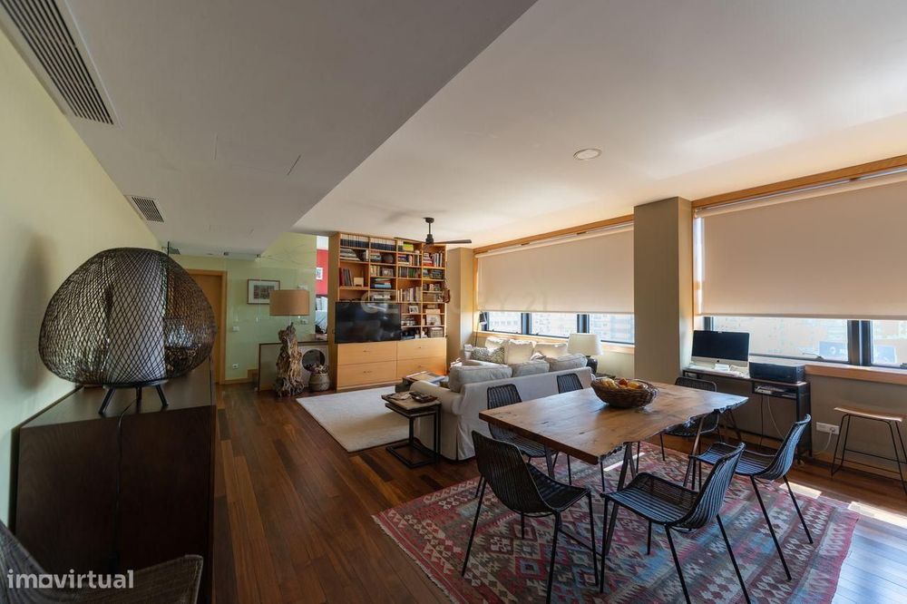 Magnifica Penthouse com Banheira de Hidromassagem e Vista de Cidade |