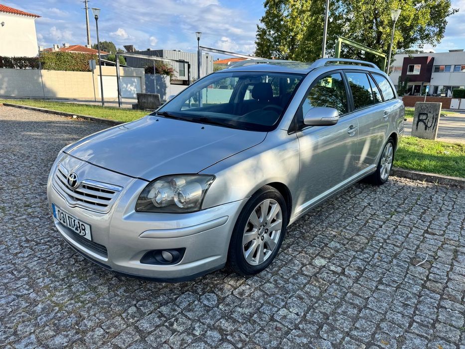 Toyota Avensis Sw 2.0 D-4D Nac