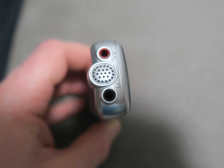 Диктофон Sony ICD-BX140