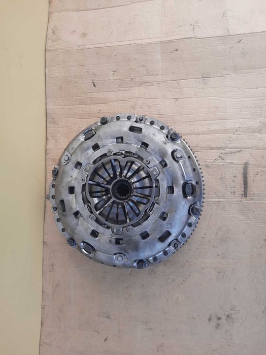 Маховик демпфер щеплення 2.2 Ford Transit Ducato Citroen Jumper Boxer