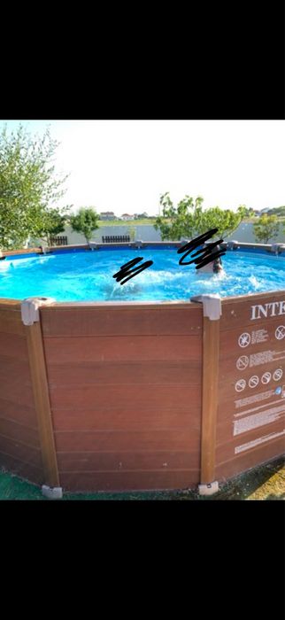 Piscina Intex grande