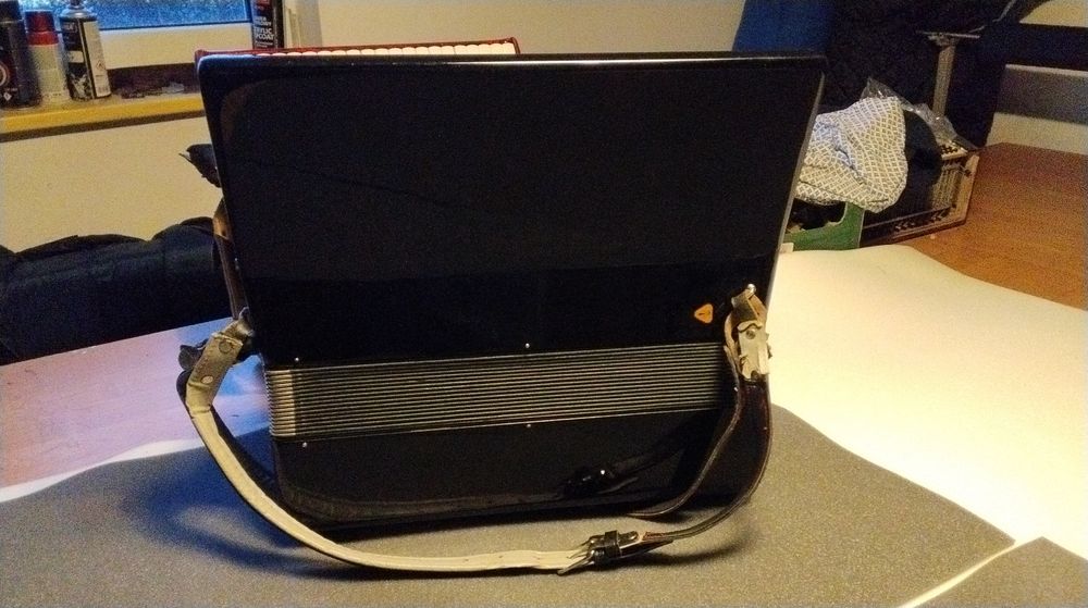 Akordeon Weltmeister Stella 96