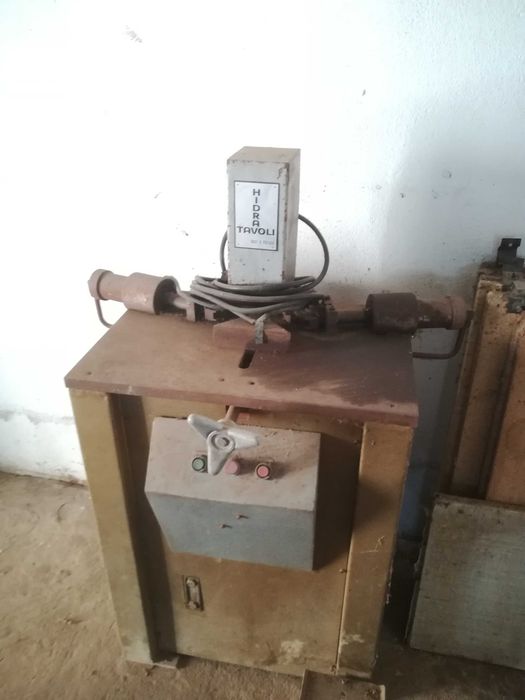 Máquinas de Serralharia