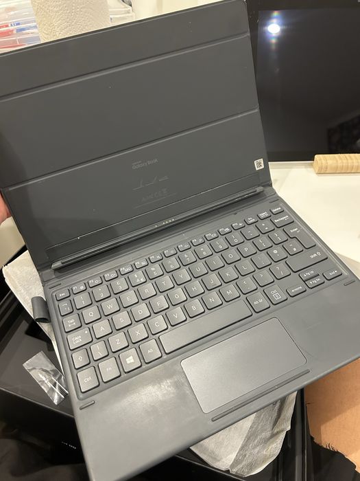 Galaxy Book 10.6 como novo VENDO OU TROCO