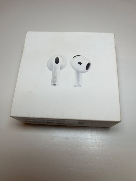 Airpods 4 selados