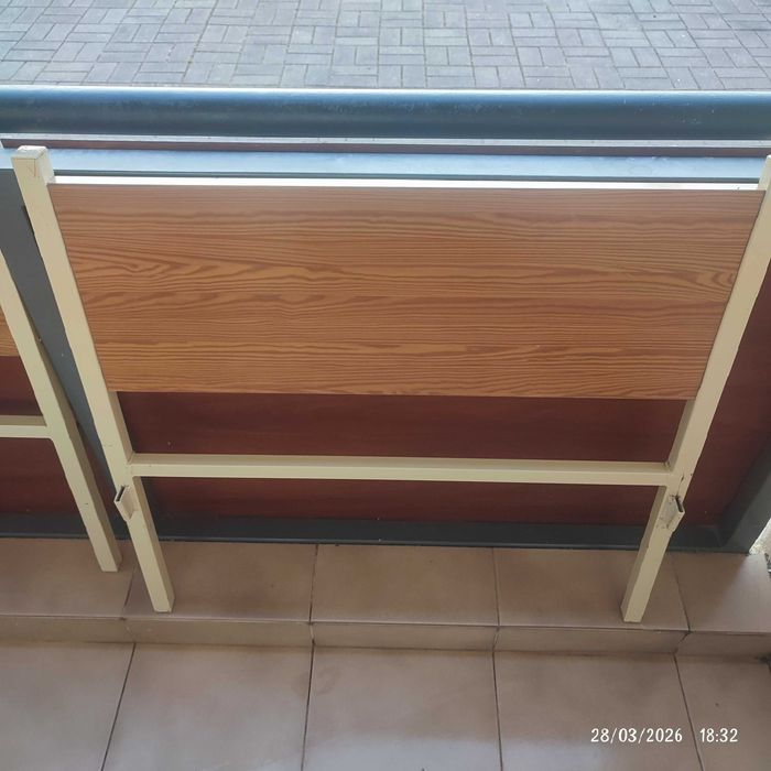 Cama de solteiro em bom estado