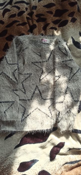 Дитячий одяг на дівчинку