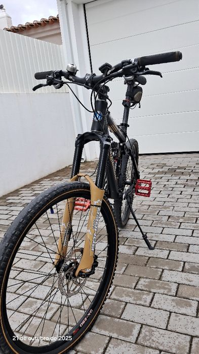 Bicicleta MONDRAKER roda 26