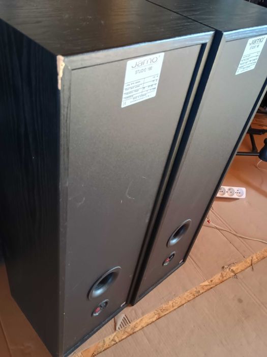 Kolumny Jamo Studio 180