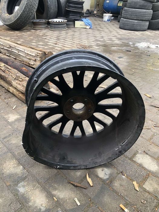 Ремонт легкосплавних дисків  .