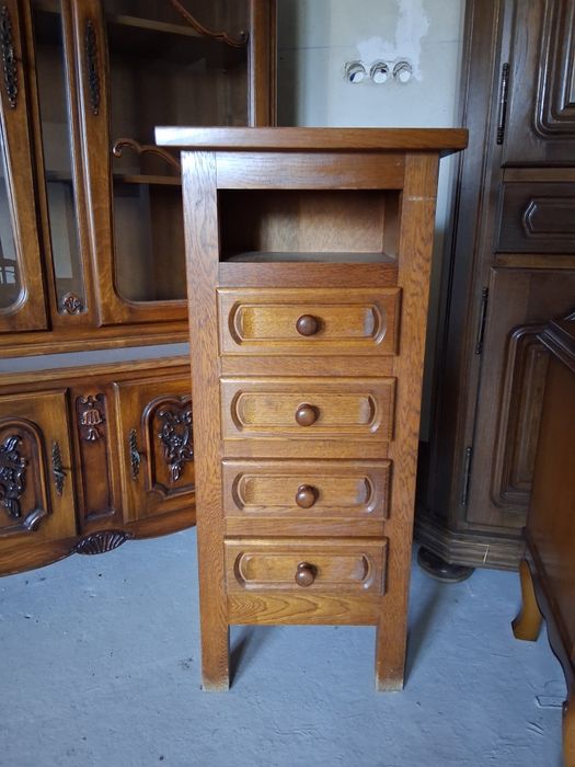 Комоди буфет сервант вітрина шафа тумбочки Бельгія