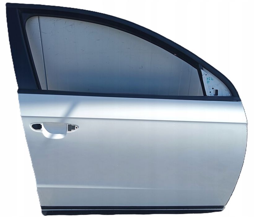 Drzwi Prawy przód białe VW Passat B7 LB9A
