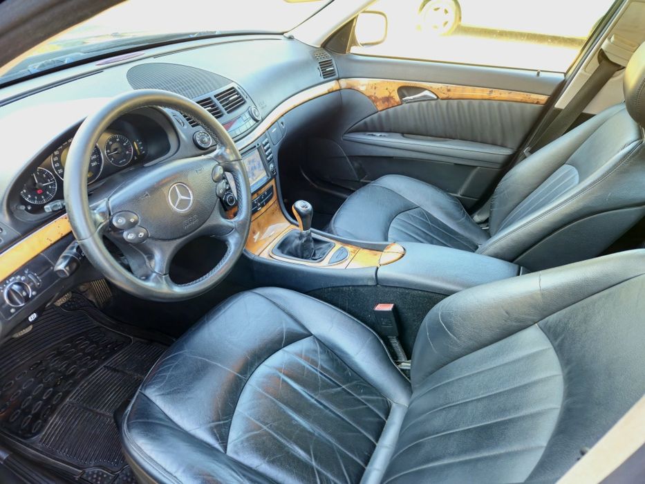 E280 NACIONAL 310.000 kms manual.