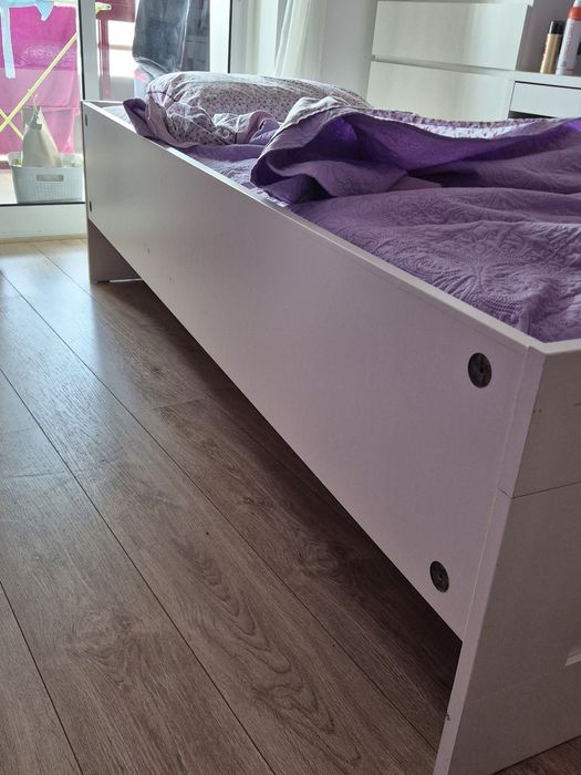 Cama Individual com duas gavetas