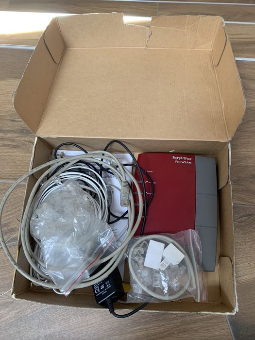 Router plus kable do routera komputer fritz wlan
