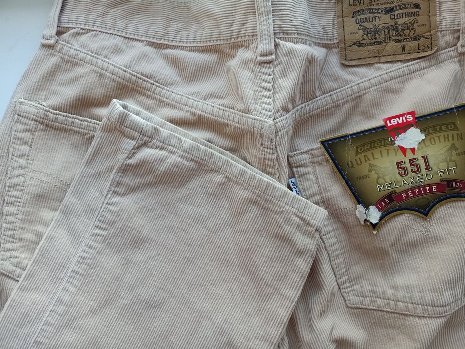 Джинсы вельветовые LEVIS 551 Италия 90х