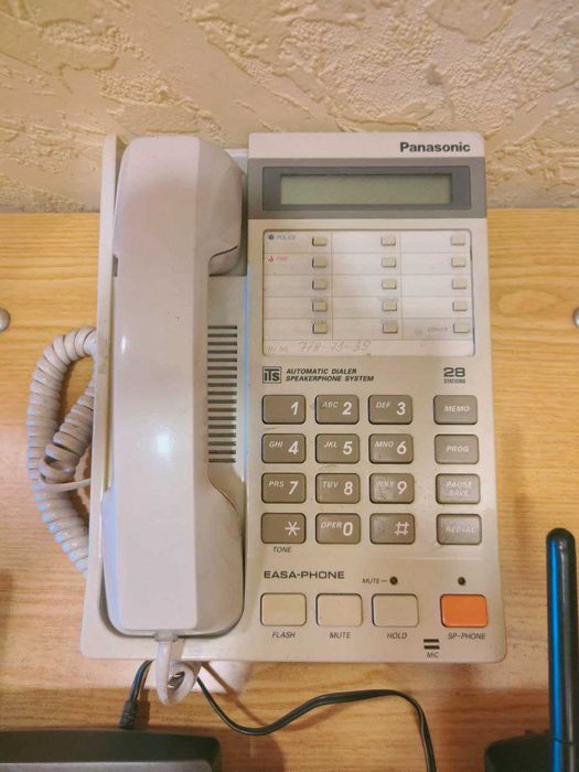 Телефони радянських часів. У робочому стані