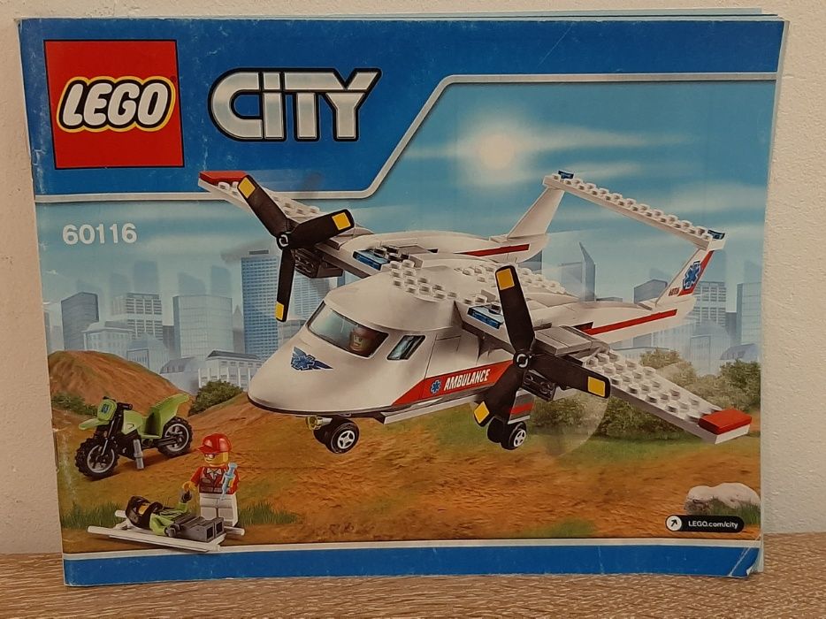 samolot ratowniczy lego city