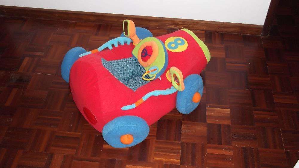 carrinho para bebé muito bonito