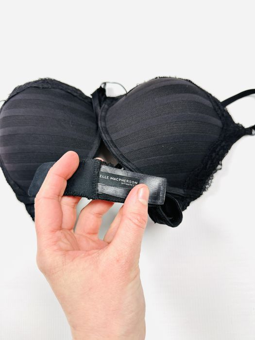 Biustonosz push-up 70D czarny
