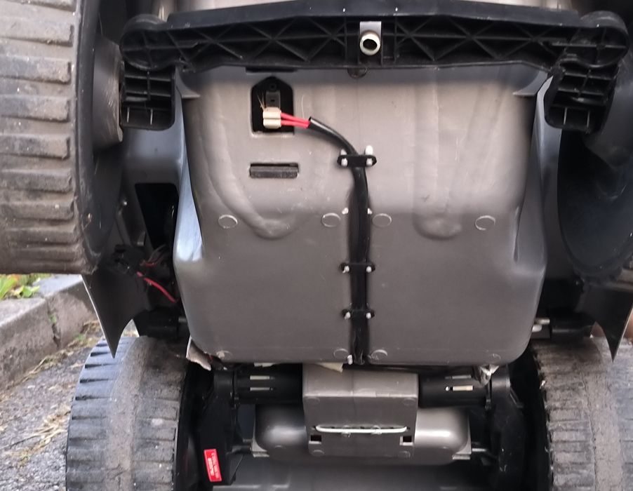 Дитячий електромобіль джип INJUSA 12V (Іспанія)