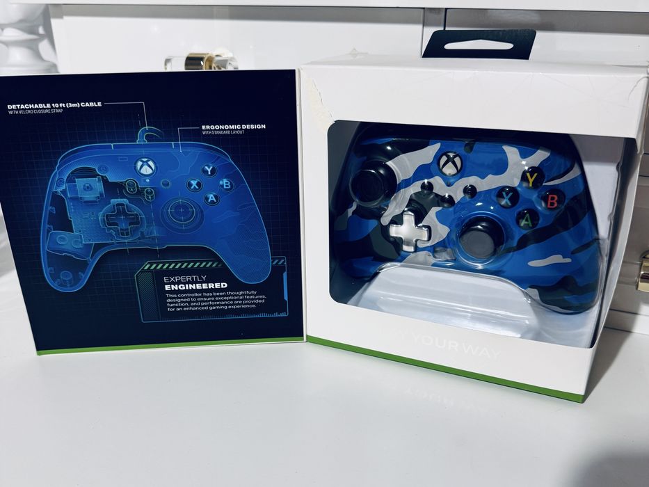 Pad do konsoli Kontroler POWERA Enhanced Camo Niebieski moro Xbox