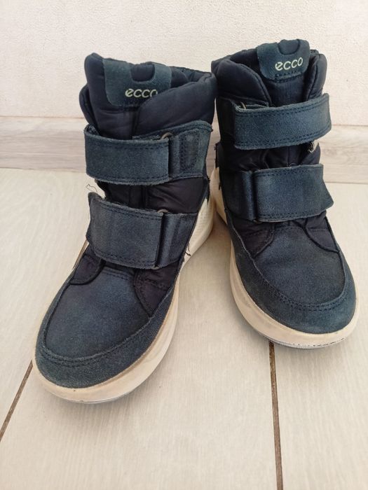 Зимові дитячі шкіряні черевики Ecco р. 31
