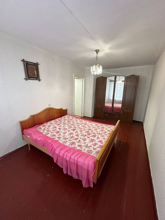 Оренда 3-кімнатної квартири в центрі міста.