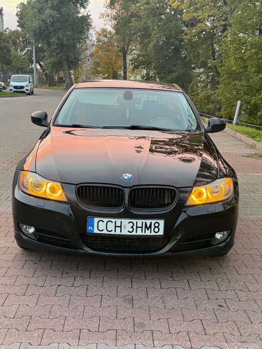 Bmw E90 2011 rok