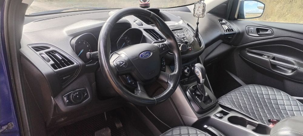 Продам Ford Escape 2.5 Г/Б