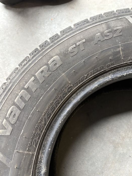 Opona całoroczna 235/65R16C Hankook Vantra ST AS2 pojedynka 8mm 2020