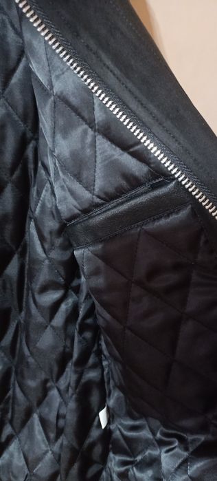 Kurtka z Eko Skóry Czarna Slim Fit Roz.M