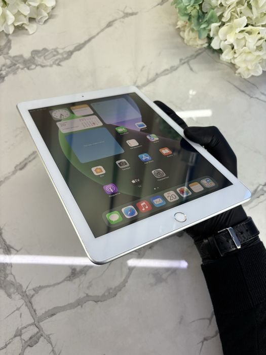 Оригінальний iPad 6 32GB Silver (Магазин Гарантія)