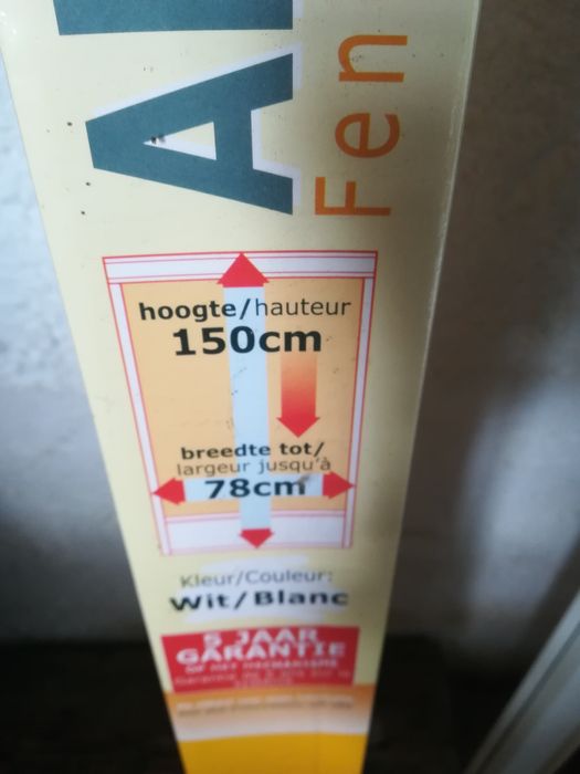 Portas , janelas , fitas  , mosqueteiros