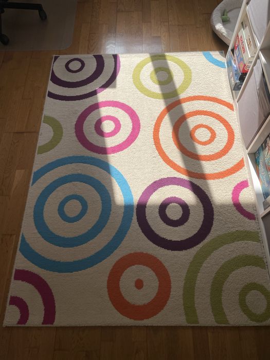 Tapete com padrão colorido